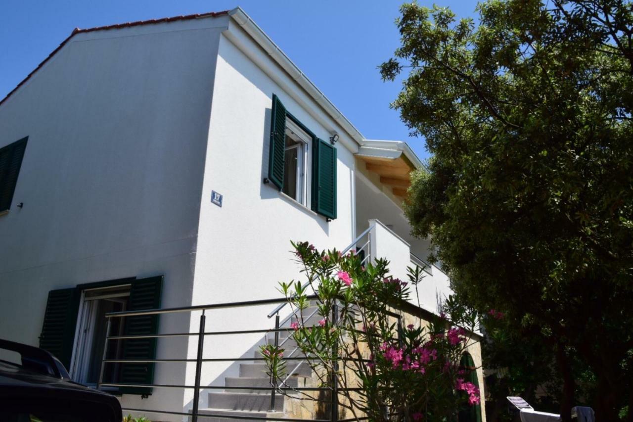 Horizonte Apartman Mandre Dış mekan fotoğraf